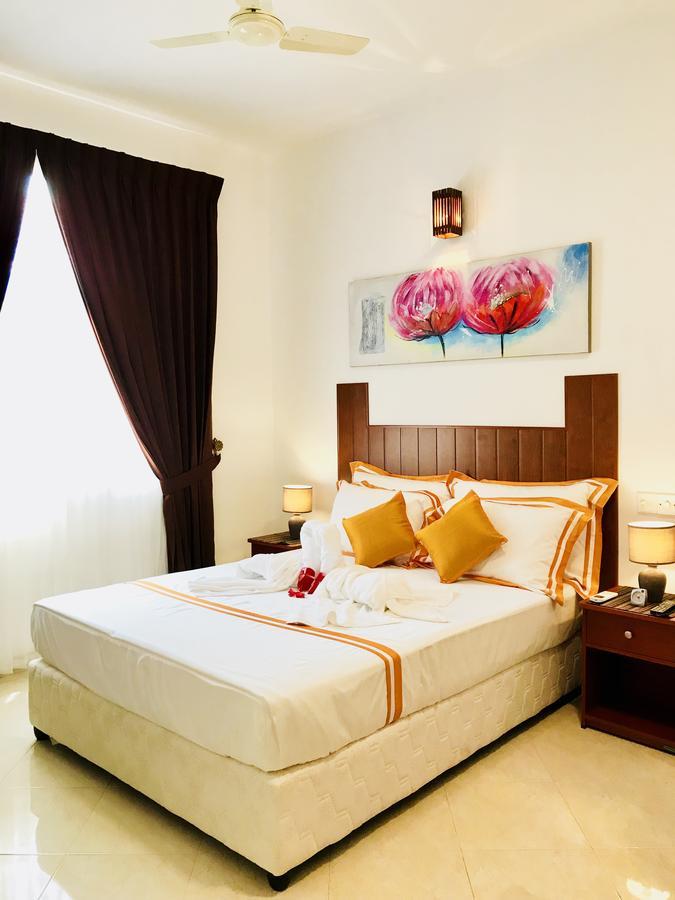 Ceylon Pearlwing Resort Negombo Kültér fotó